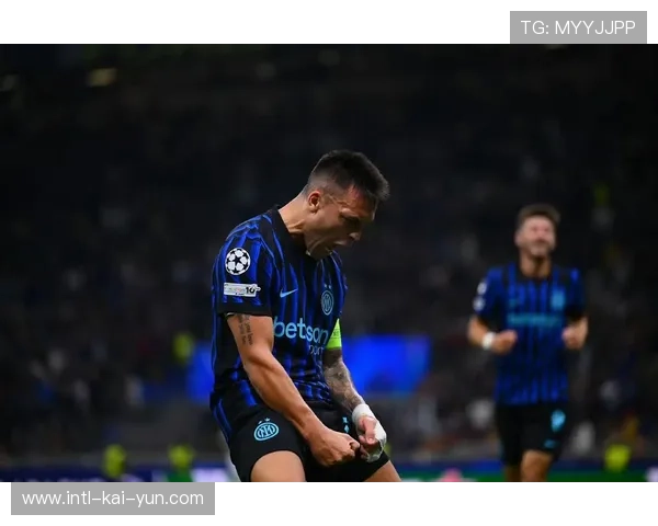 拜仁进攻火力惊艳欧洲 15场狂轰37球15助